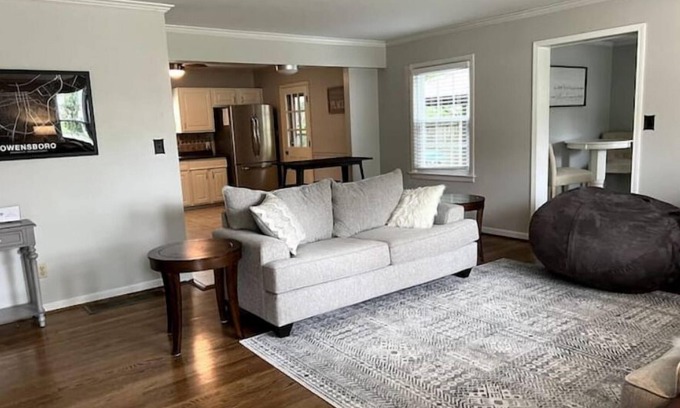 Owensboro Maison | Newly renovated- 2.5 mi to Downtown Riverfront