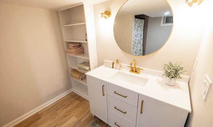 Hillside Maison | Newly renovated 3-bedroom basement on quiet dead end block, close to Manhattan