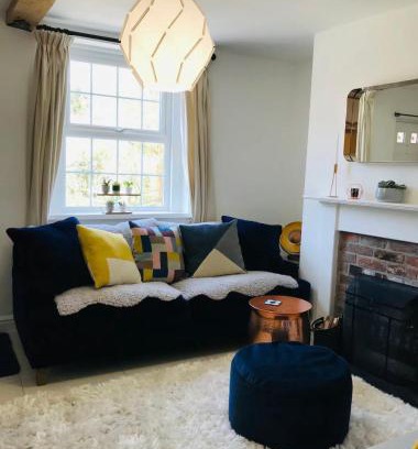 Upton Scudamore Maison | Newly Renovated 5 Star Cosy-Up Romantic Cottage NEAR LONGLEAT