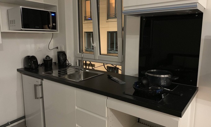 Coteaux Ouest Appartement | Studio équipé et rénové à neuf au centre ville de Rouen