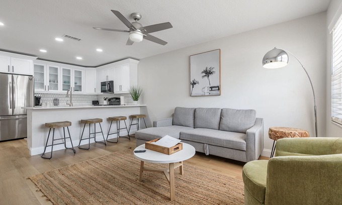 Apollo Beach Copropriété | Newly Renovated Condo in Apollo Beach !