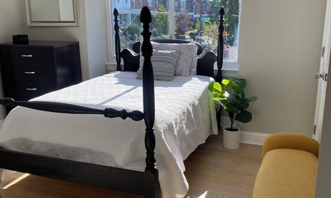 Northeast Lit Et Petit-Déjeuner | Newly renovated home In the heart of Washington, DC with easy and FREE parking!