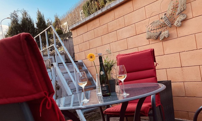 Alf Maison | Newly renovated, modernly furnished vacation home in the village center