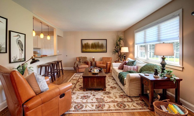 Skaneateles Maison | Newly renovated pet friendly Ranch near downtown Skaneateles!