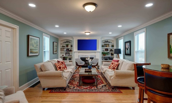 Skaneateles Maison | Newly renovated pet friendly 5-bedroom property! Walk to village!
