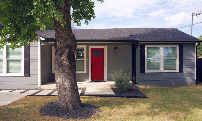 Austin Maison | Newly Renovated South Austin Home