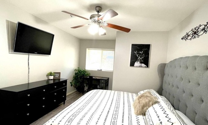 Hope Maison | Newly renovated, walking distance to amenities, close to many outdoor activities