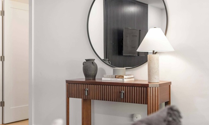 Ann Arbor Maison | Newly Renovated West-Side 1BR/1BA!