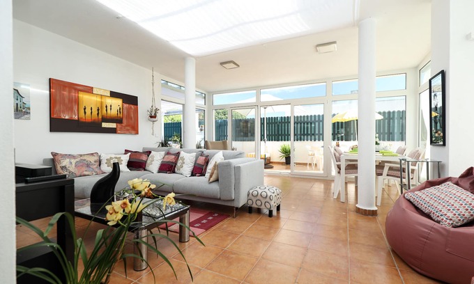 Charneca da Cotovia Appartement | T1 centre suivante de Sesimbra et les plages environnantes, vue sur la mer et la Sierra
