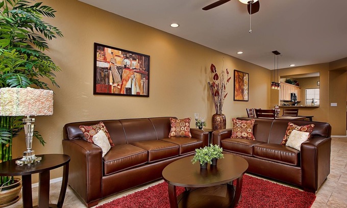 South Scottsdale Copropriété | Piscine chauffée étincelante, bain à remous relaxant, à côté du golf, Emplacement privilégié, Plus
