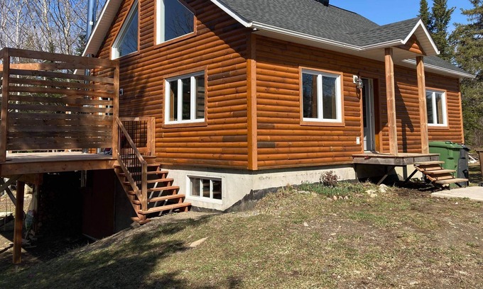 Notre-Dame-Des-Bois Maison | Next to Paradise