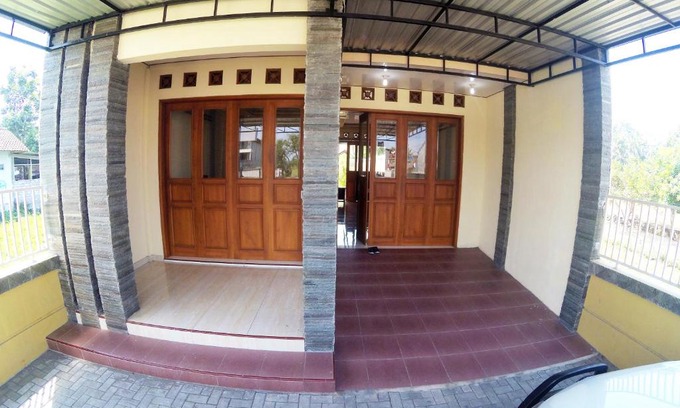 Kalasan Maison | NEXT TRIP HOMESTAY JOGJA