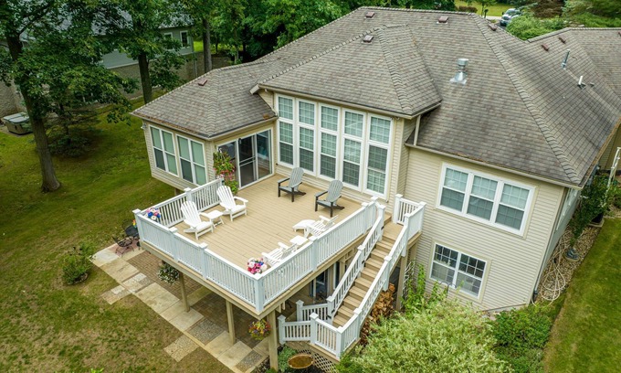 Canadian Lakes Maison | Golf Retreat Canadian Lakes sleeps 10