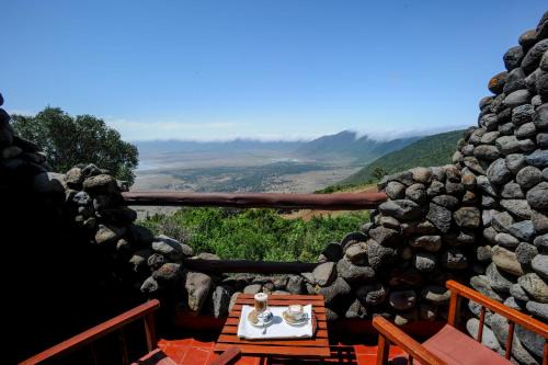 Ngorongoro Conservation Area Cabine | Ngorongoro Serena Safari Lodge