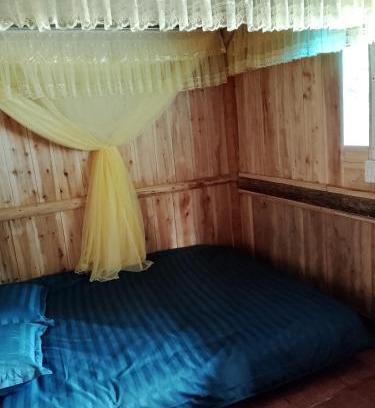 Dong Van Maison | Nhà Gỗ Cổ homestay Lao xa
