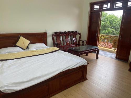 Hoa Lu Maison | Nhà Nghỉ Tùng Nhiên