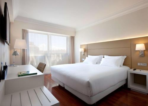 Ermitagana Hôtel | NH Pamplona Iruña Park