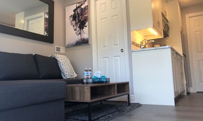 Welland Appartement | Niagara Luxury - Cozy Tiny Home Suite by the River