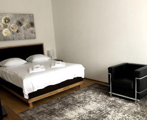 Sihlfeld Appartement | Nice 1BR flat - city center with balcony - West3