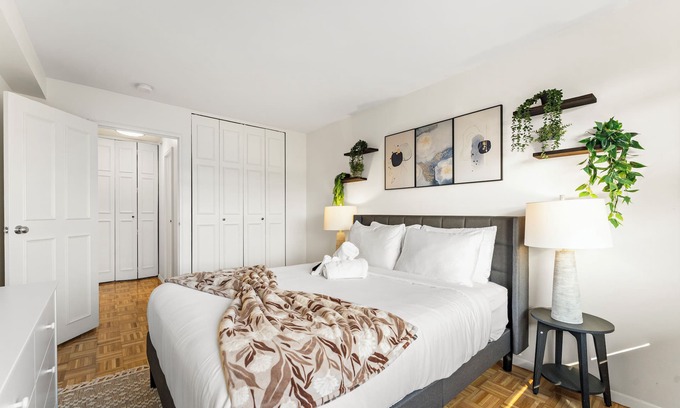 North Brookline Appartement | Nice 2bd/1.5ba Next to BU 4839
