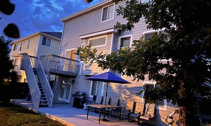 East Quincy Highlands Maison | Nice 4Bedroom House and Beautiful Place