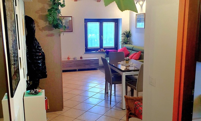 Caronno Pertusella Appartement | Nice and comfortable apartment with enclosed garage, close to Milan and Varese.