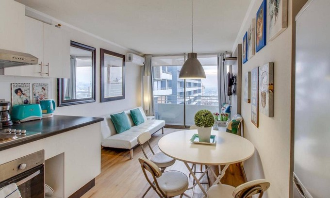 Las Rejas Appartement | Nice and cosy, vues et métro à la porte. Idéal pour les familles