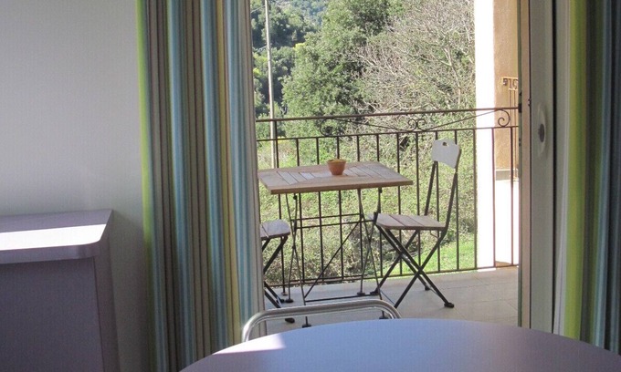 Santa-Lucia-di-Mercurio Appartement | JOLI APPARTEMENT DANS HAMEAU 700 M / mare à mare nord, fibre, eau chaude solaire