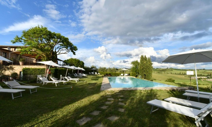 Ponte di Gabbiano Appartement | Bel appartement avec climatisation, piscine, WIFI, TV, animaux admis, parking, près de Sienne