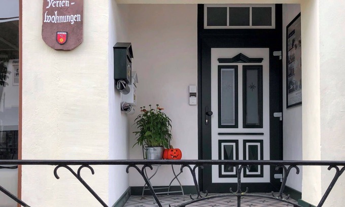 Schwalenberg Appartement | Bel appartement pour 8 personnes avec WIFI, TV et terrasse