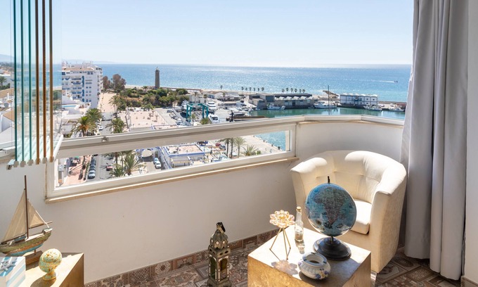 Estepona Appartement | Bel appartement dans le port de plaisance