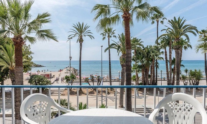 Sitges Town Center Appartement | Bel appartement face à la plage dans le centre de Sitges entièrement équipé