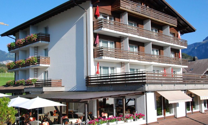 Brienz Appartement | Joli appartement pour 4 personnes avec WIFI, TV, balcon et parking