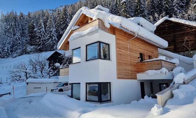 Landeck Appartement | Confortable appartement pour 4 personnes avec WIFI, TV, balcon et animaux admis