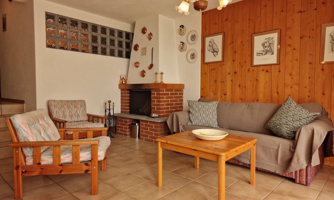 Airolo Appartement | Bel appartement pour 4 personnes avec WIFI, TV, patio, vue panoramique et parking