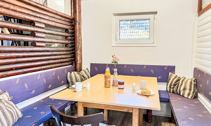 Frankenau Maison | Agréable appartement dans une maison de vacances pour 6 personnes avec WIFI, TV et terrasse