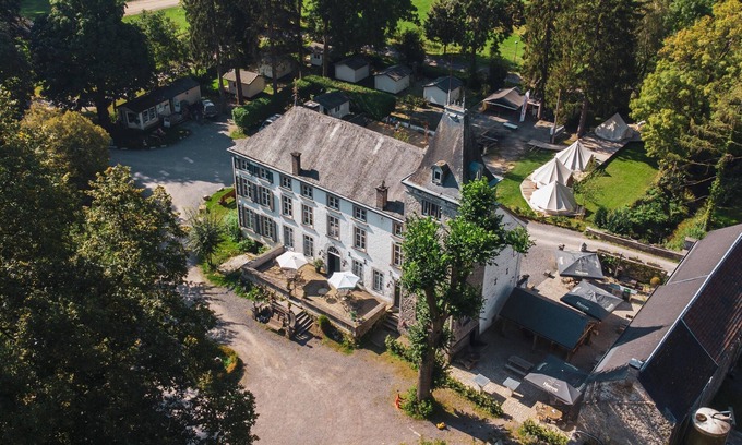 Aywaille Appartement | Nice apartment in a castle with terrace