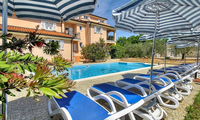 Basanija Appartement | Bel appartement à Basanija avec WiFi