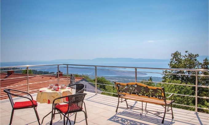 Hreljin Appartement | Nice apartment in Hreljin with Jacuzzi and WiFi