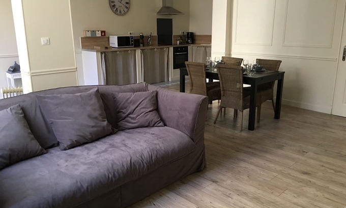 Bastide Saint-Louis Appartement | Joli appartement en centre ville avec cour privée