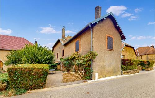 Trouvans Appartement | Nice Apartment In Trouvans With Wifi