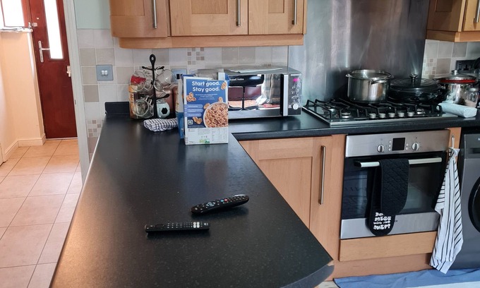 Sherborne St. John Maison | Nice ensuite room with Juliet balcony