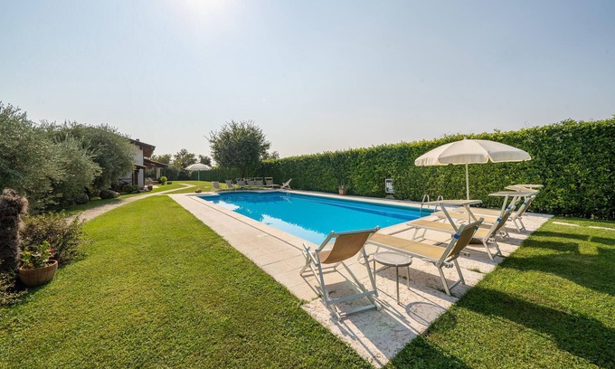Ceredello Maison | Macchia Rossa