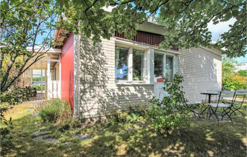 Alno Maison | Nice Home In Alnö With Kitchen