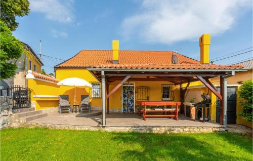 Buzdohanj Maison | Nice Home In Cernik With Kitchen