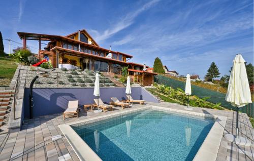Cestica Maison | Nice Home In Falinic Breg With Sauna