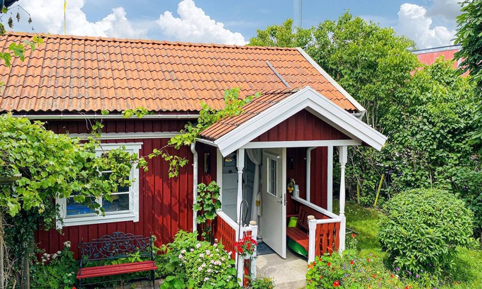 Hamburgsund Maison | Nice home in Hamburgsund with WiFi
