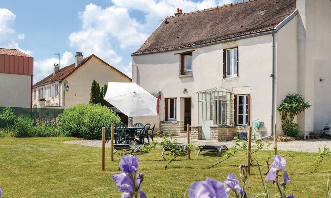 Landreville Maison | Belle maison à Landreville avec cuisine