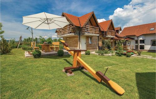 Licko Lesce Maison | Nice Home In Licko Lesce With Wifi