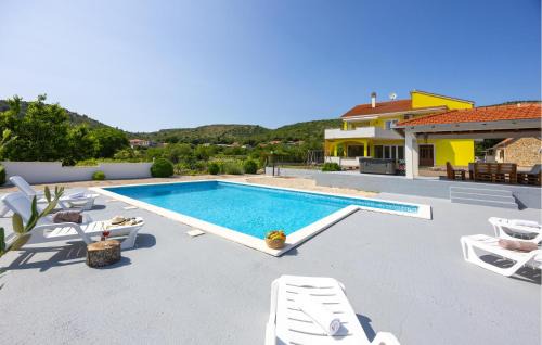 Primorski Dolac Maison | Nice Home In Primorski Dolac With Sauna